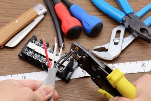 電気工事の工具