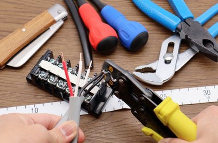 電気工事の工具